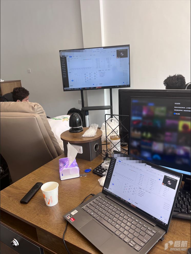 江蘇偉燚建筑裝飾工程有限公司2.png
