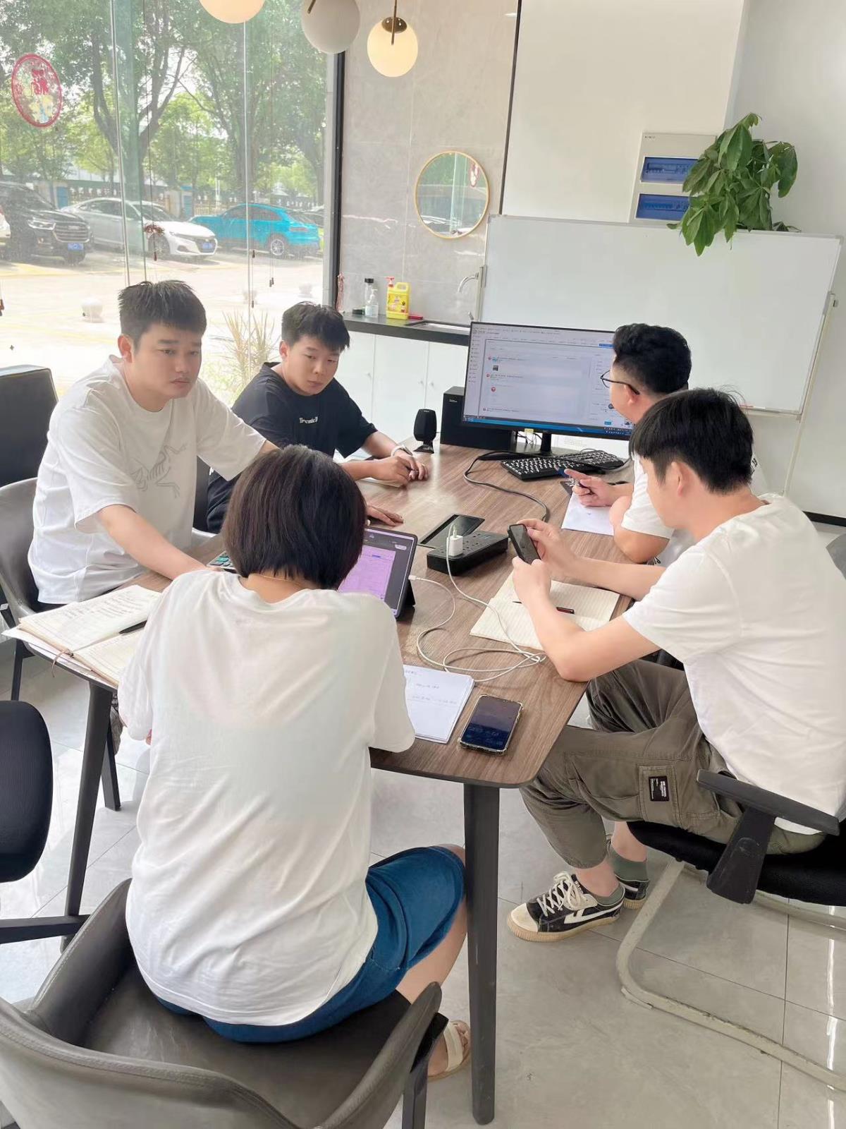 蘇州杰軒裝飾設(shè)計(jì)工程有限公司&小叮當(dāng)ERP